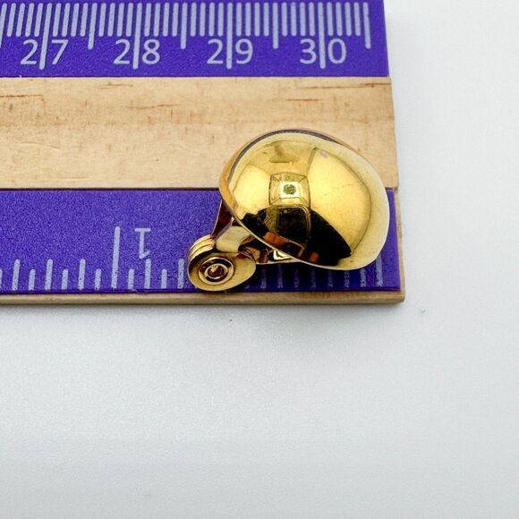 Vintage Circle Monet Earrings Clip On Gold Tone Ball Dome Classic Timeless Retro - Picture 6 of 6